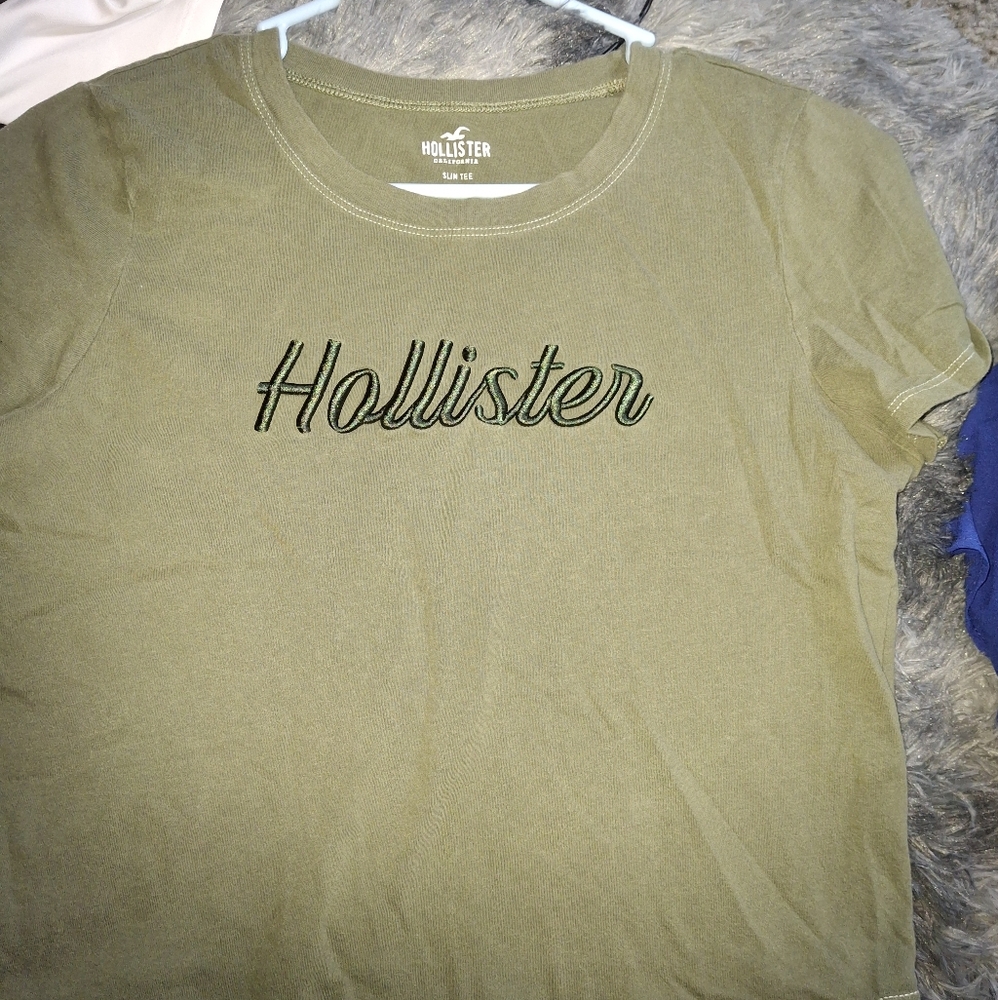 Hollister Olive Green T-Shirt